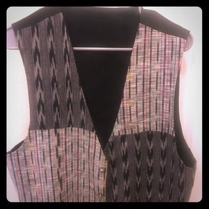 Super hip vest, all genders